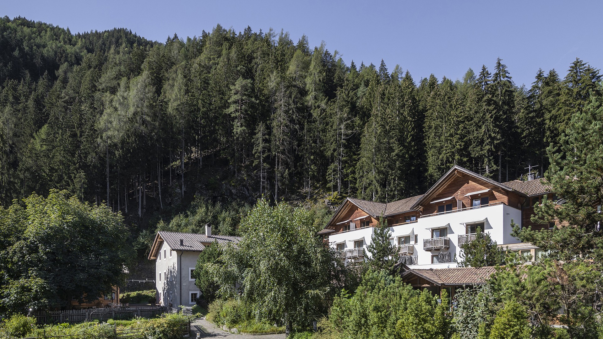 Hotel und Restaurant Bad Schörgau in Südtirol.